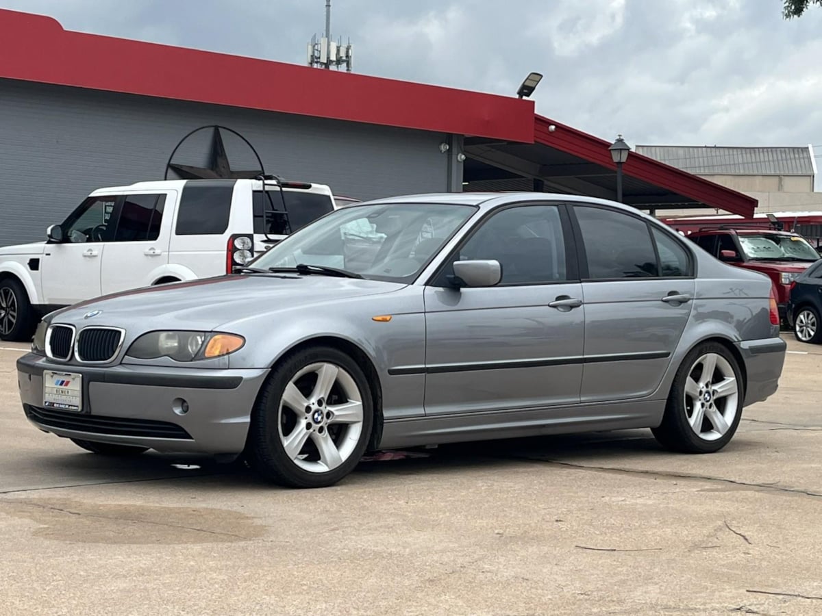 bmw 3 series 2004 WBAET37454NH05182 image bmw 3 series 2004 WBAET37454NH05182 image
